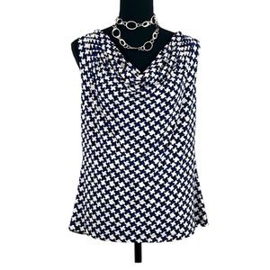 Calvin Klein woman’s large scoop neck sleeveless top